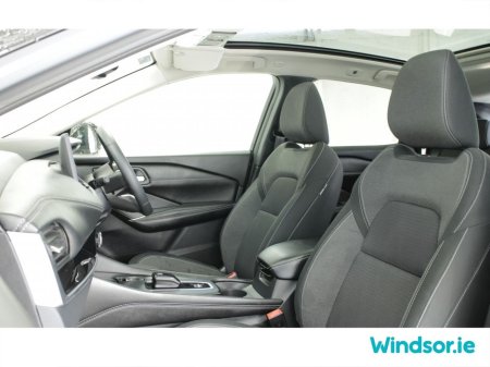 2024 Nissan Qashqai ePOWER SV PREMIUM €39,995 thumbnail