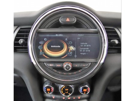 2016 MINI Hatch 1.5 AUTO 5DR *1 YEARS WARRANTY* €14,990 thumbnail