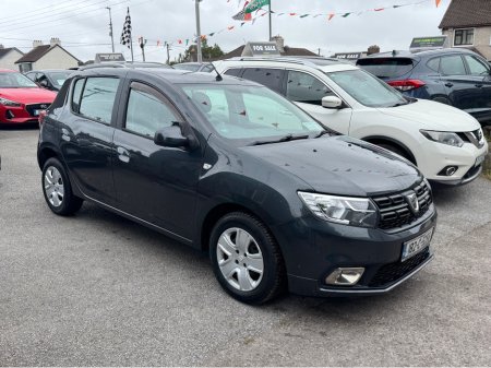 2018 Dacia Sandero Signature spec €8,500