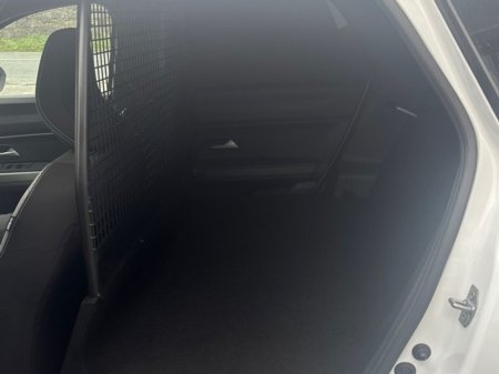 2026 Dacia Bigster BIGSTER COMMERCIAL TO ORDER thumbnail