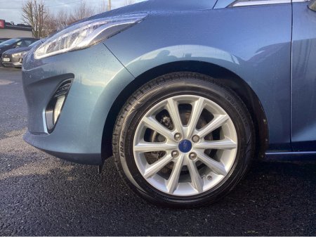 2021 Ford Fiesta ** ONLY 66KMS * F.S.H €18,950 thumbnail