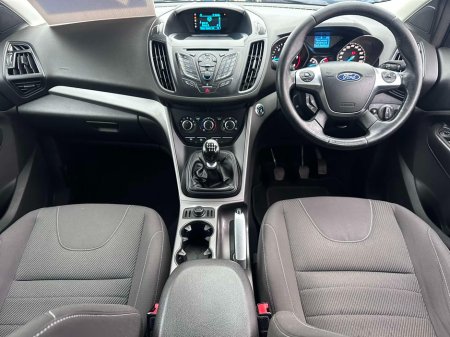 2015 Ford Kuga 4SEATS Commercial €5,950 thumbnail