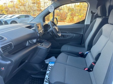 2022 Toyota Proace City PROACE CITY EV GL SWB €15,406 thumbnail