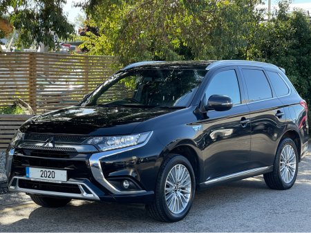 2020 Mitsubishi Outlander DYNAMICS PHEV CV €19,900