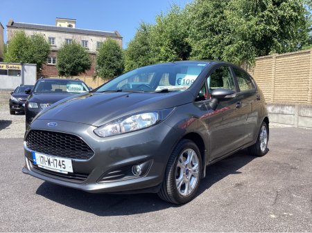 2017 Ford Fiesta * PETROL €10,950 thumbnail