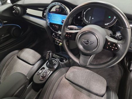 2022 MINI Hatch Electric Level 2 €20,950 thumbnail