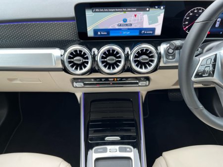 2025 Mercedes-Benz GLB 200D Progressive Line 7 Seater SUV *Saving €12,134 from New* €59,950 thumbnail