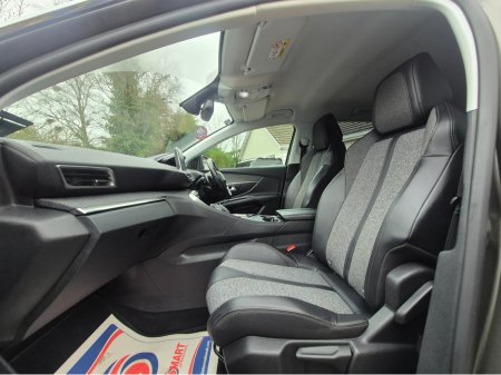 2019 Peugeot 3008 ALLURE 1.5 BLUE HDI 130 A AUTO 6 €17,450 thumbnail