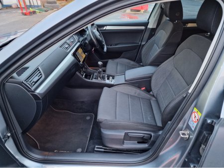 2018 Skoda Superb AMBITION 1.6 TDI-FULLY SERVICED WITH NEW NCT €14,350 thumbnail