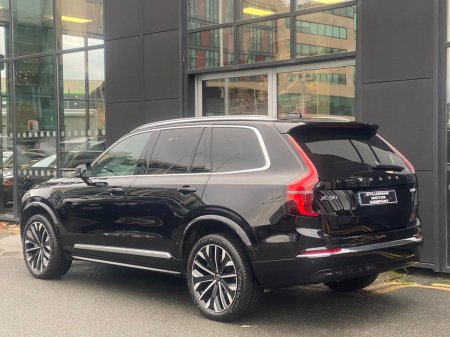 2025 Volvo XC90 T8 Ultra AWD Auto (PHEV) €84,900 thumbnail