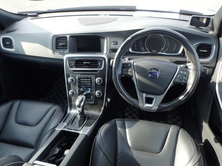 2016 Volvo S60 2.0 D4 R DESIGN PLUS DIESEL AUTOMATIC // TINY KMS // MASSIVE SPEC //  FULL HEATED LEATHER // REVERSING CAMERA // CRUISE CONTROL // LANE ASSIST // COLLISION WARNING SYSTEM // UPGRADED SPORT ALLOYS €17,950 thumbnail