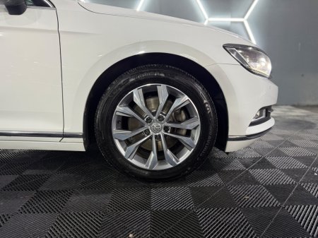 2016 Volkswagen Passat 1.4 TSI 150HP ACT Highline BE €16,950