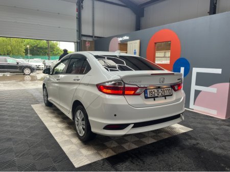 2019 Honda Grace 1.5 HYRBID / 76k KMs / REVERSE CAMERA , ADAPTIVE CRUISE & MORE €15,950