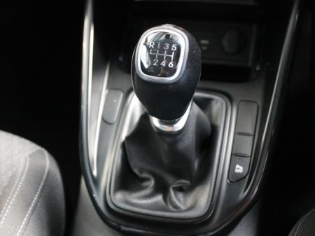 2017 Kia Carens 7 Seater EX 5DR €13,999 thumbnail