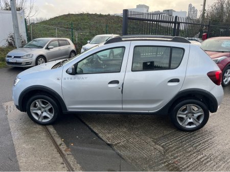 2017 Dacia Sandero Stepway 1.5 DCI 90 LOW KMS €8,950