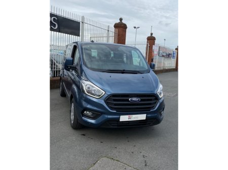 2026 Ford Tourneo Custom Titanium