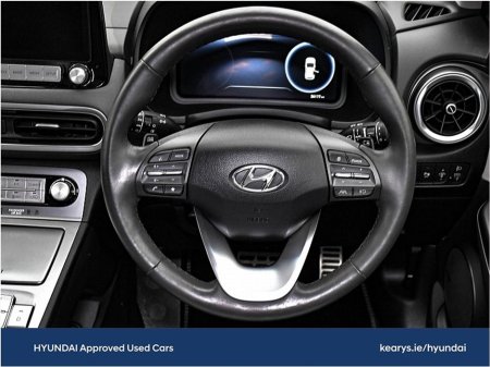 2022 Hyundai Kona EV Premium 64 kWh €22,490 thumbnail