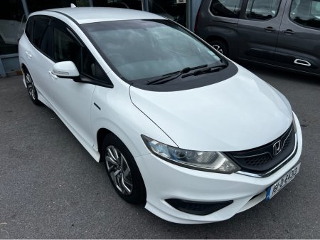 2016 Honda Jade AUTO Hybrid 6 SEATER, Touch Screen, Reverse Camera €12,950