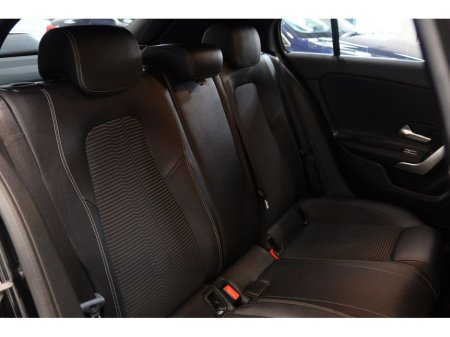 2019 Mercedes-Benz A Class A180D Sport 5DR Automatic #59 €19,950 thumbnail