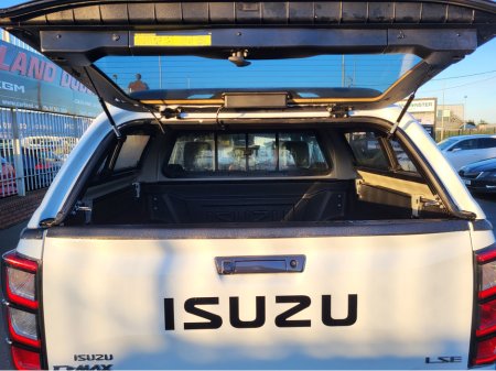 2026 Isuzu D-MAX (5yr warranty) 1.9 Turbo Diesel Automatic €59,999 thumbnail