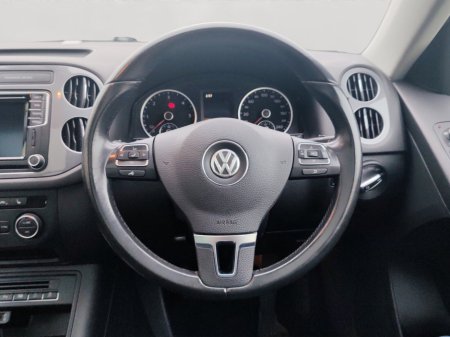 2016 Volkswagen Tiguan 2.0 TDI 110HP BMT Sport & Style €14,950 thumbnail