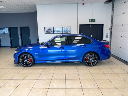 2023 BMW 3 Series 330e M Sport Pro €40,000