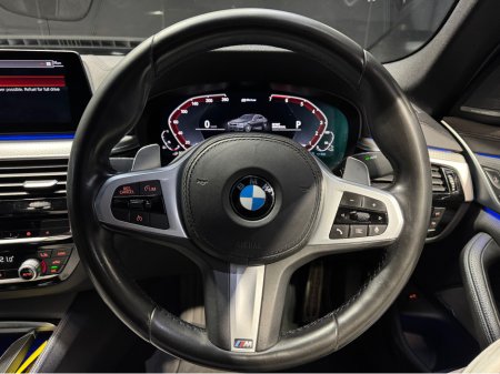 2019 BMW 5 Series 530E XDRIVE M SPORT PERFORMANCE 4DR A AUTO / HARMON KARDON / thumbnail
