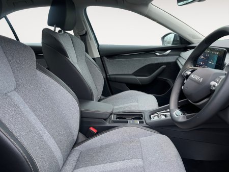 2025 Skoda Octavia SE+ 1.5 TSI 150HP DSG 5 €36,500 thumbnail