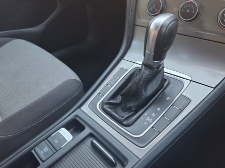 2016 Volkswagen Golf 40TH ANNIVERSARY 1.2 AUTO €16,950 thumbnail