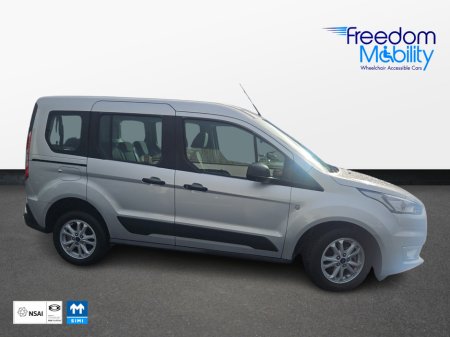 2022 Ford Tourneo Connect Wheelchair Acess Taxi Spec €34,995
