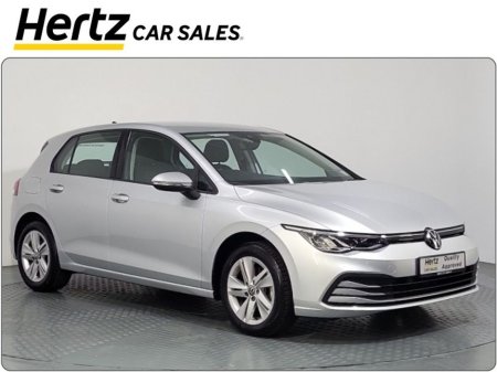 2024 Volkswagen Golf LIFE 110HP Petrol Manual €24,995