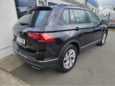 2021 Volkswagen Tiguan LIFE 2.0 TDI MANUAL 6SPEED FWD 122BHP 5 5DR €24,950