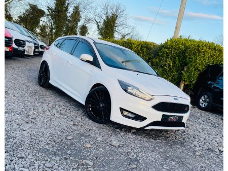 2015 Ford Focus ZETEC-S 2.0 150PS 4DR *TRADE SALE* €9,999