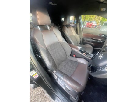 2018 Toyota C-HR 2018 Toyota CHR €19,950 thumbnail