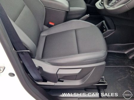 2025 Nissan Townstar SWB PAB VAN 6DR Auto €20,000 thumbnail