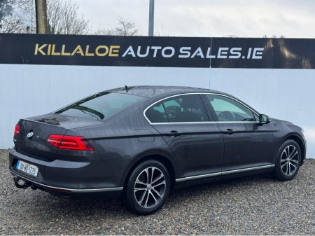 2018 Volkswagen Passat HIGHLINE 1.6 TDI MANUAL 6SPEED FWD 120HP 4DR €14,950 thumbnail