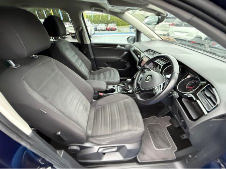 2018 Volkswagen Touran HIGHLINE - 2.0L DIESEL - 7 SEATS - AUTO - 12M WARRANTY - CAR: 1621 thumbnail