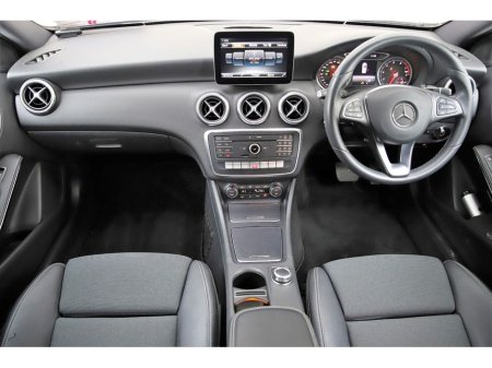 2016 Mercedes-Benz A Class A180 *HALF LEATHER MEMO SPORT SEATS*REVERSE CAM* €16,480 thumbnail
