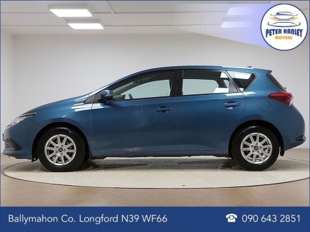 2016 Toyota Auris 1.33 Dual VVT-i 5Dr Terra €13,950