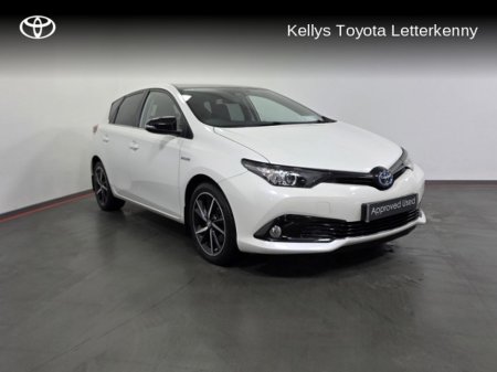 2018 Toyota Auris AURIS HYBRID LUNA SPORT #100 €17,495