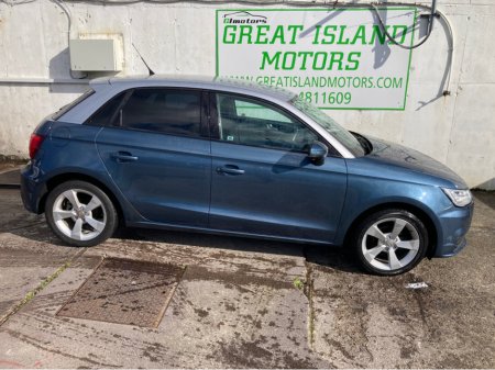 2016 Audi A1  €13,900