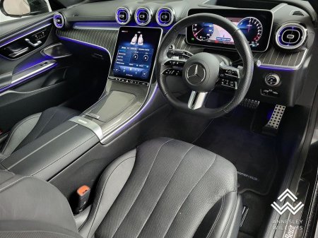 2025 Mercedes-Benz CLE CLE300e AMG Line Premium + €75,950 thumbnail