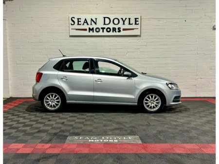 2015 Volkswagen Polo 2015 1.2 TSI Automatic CARPLAY RADIO €11,950