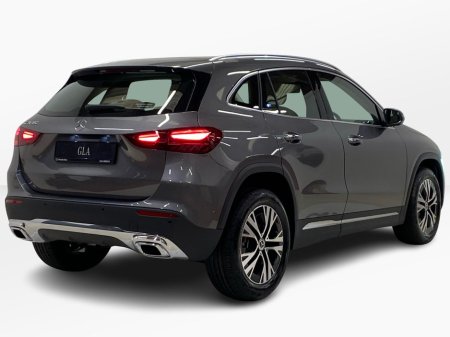 2026 Mercedes-Benz GLA Class GLA 200 D PROGRESSIVE LINE + | Night Package, Reversing Camera, Keyless Start Function, Reversing Camera €60,082