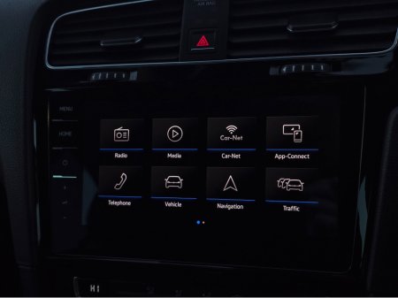 2018 Volkswagen Golf ( 182 REG ) 1.4 HIGHLINE VIRTUAL CLOCKS  SAT NAV PACK - -REVERSE CAMERA - NAVIGATION - CARPLAY - ANDROID AUTO- BLIND SPOT REAR TRAFFIC ASSIST - DISCOVER PRO €18,950 thumbnail