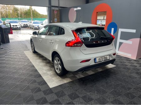 2015 Volvo V40 €14950! 2015 VOLVO V40 AUTOMATIC 2.0L DIESEL / 90K KMS / ADAPTIVE CRUISE CONTROL, REVERSE CAMERA & MORE €14,950