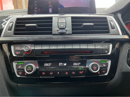 2019 BMW 3 Series €21950! 2019 BMW 320D TOURING SPORT 2.0 AUTOMATIC / CRUISE CONTROL / REVERSE CAMERA / ELECTRIC MEMORY & HEATED SEATS / PADDLE SHIFTERS €21,950 thumbnail