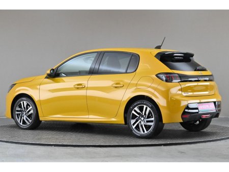 2021 Peugeot 208 1.2 ALLURE 100BHP 6SPD €15,890 thumbnail