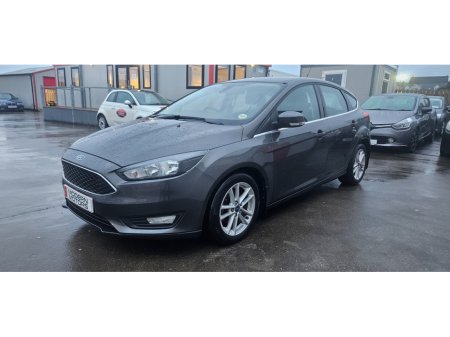 2015 Ford Focus ZETEC eco 100bhp very low miles €8,750 thumbnail