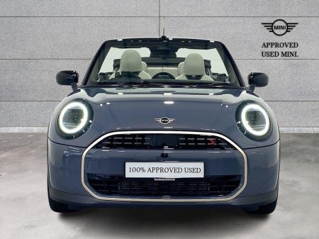 2025 MINI Convertible Cooper S €49,950 thumbnail
